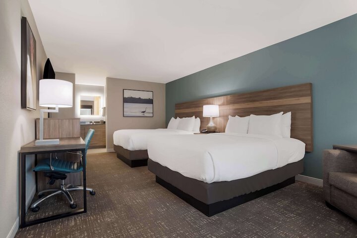 Best Western Flagship Inn