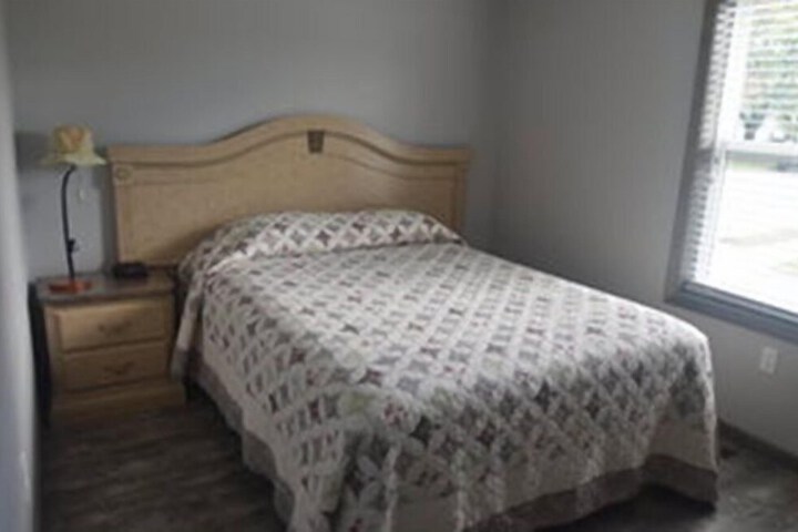 Room 10 of 15