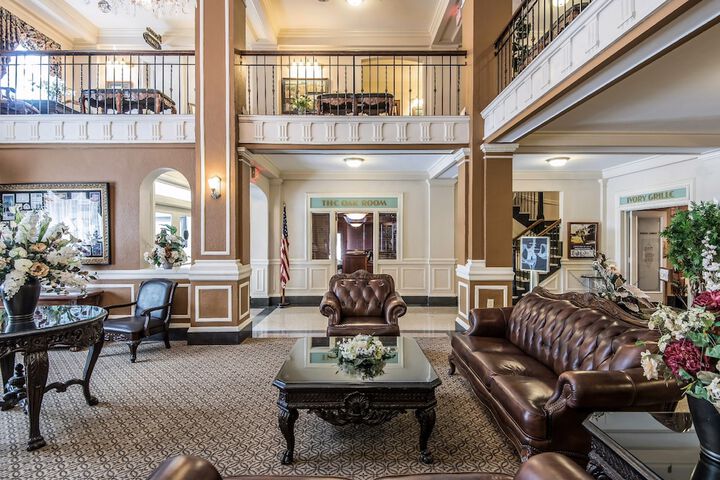 Hotel Bothwell Sedalia Central District an Ascend Collection Hotel