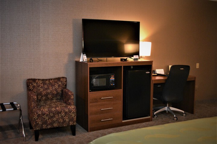 Room 10 of 25