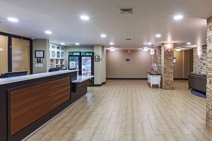 Hotel Interior 10 of 35