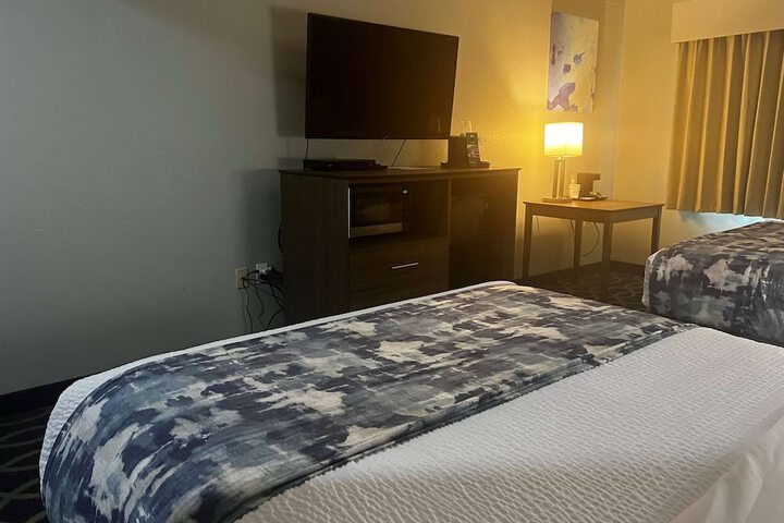 Room 27 of 59