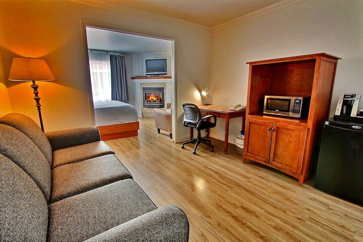 Room 27 of 59