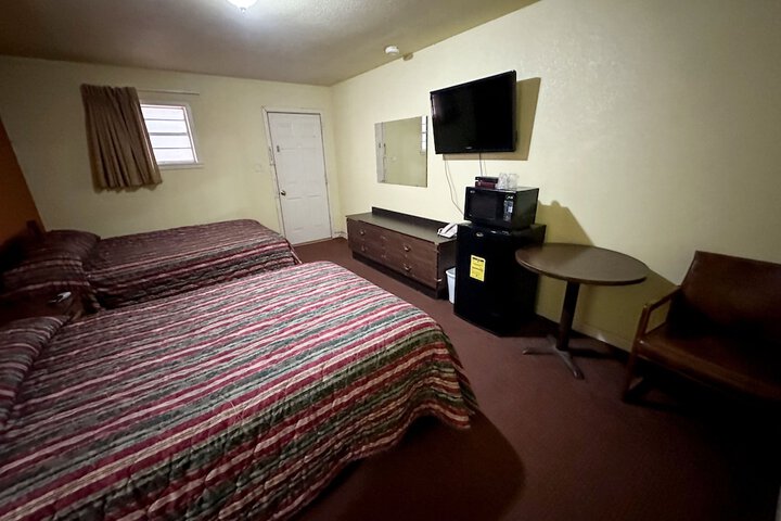 Room 7 of 23