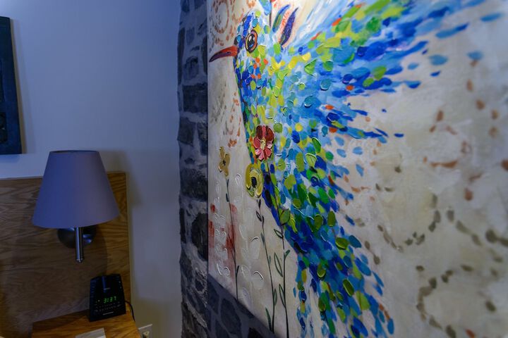 Room 75 of 102