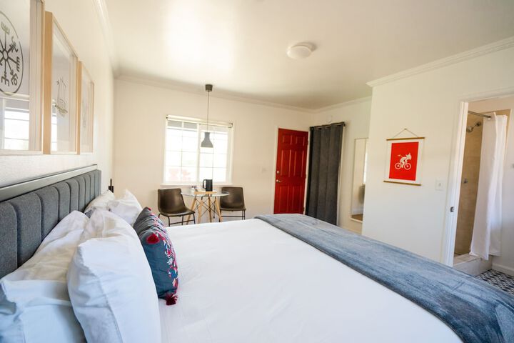Room 29 of 43