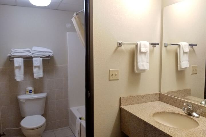 Room 45 of 65