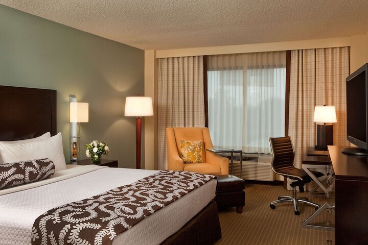 Room 30 of 59