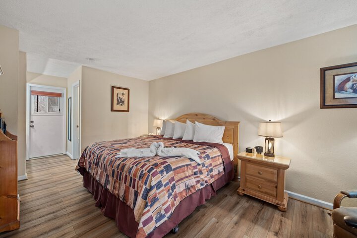 Jonathan Creek Inn