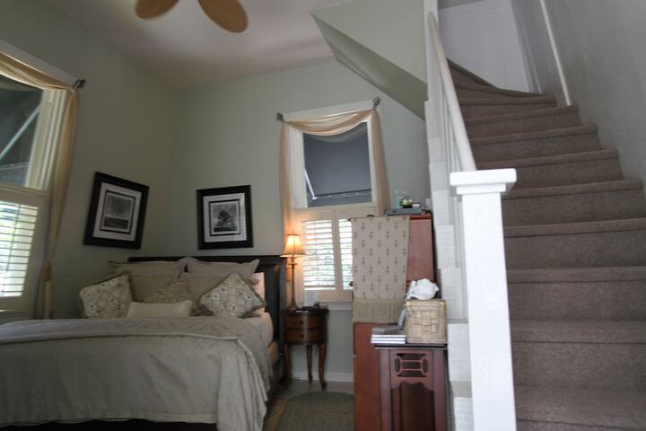 Room 20 of 35