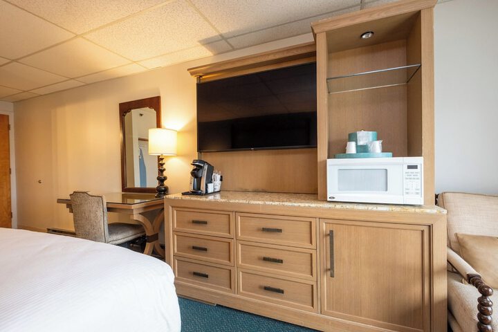Boothbay Harbor Inn