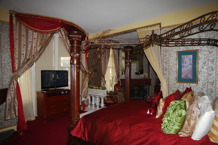 Room 36 of 75