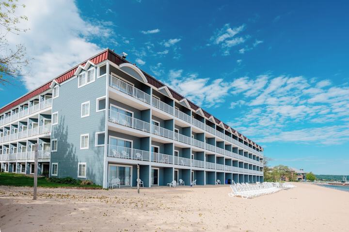 Bayshore Resort