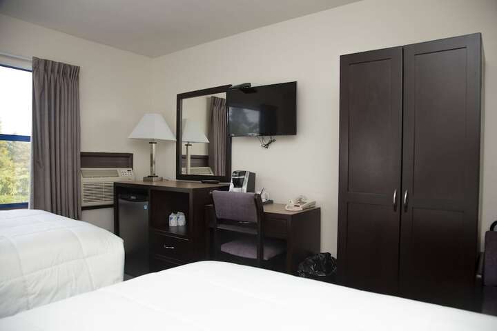 Room 18 of 40