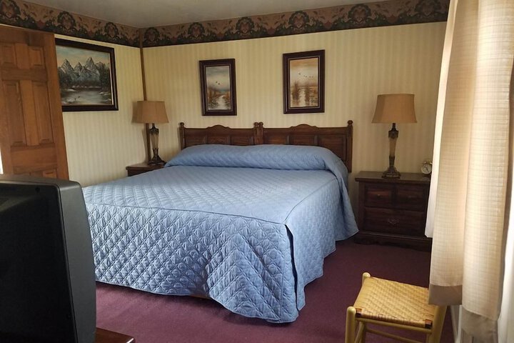 Leonas Motel