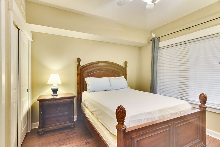 Room 186 of 308