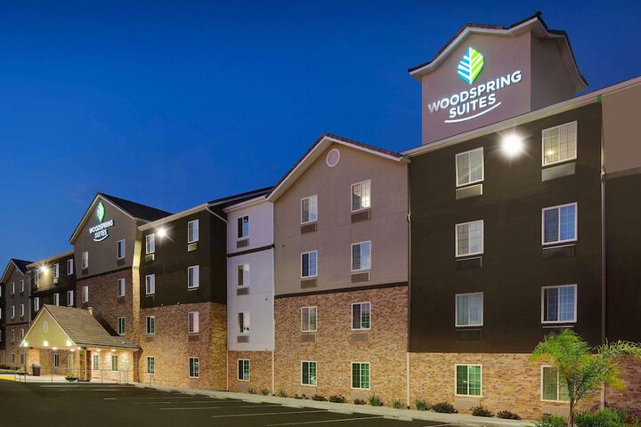 Hotel 2 of 23