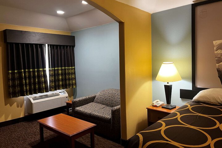 Room 18 of 30