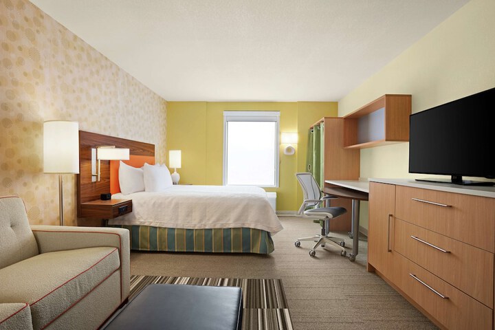 Room 15 of 34