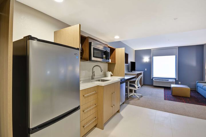 Room 18 of 38