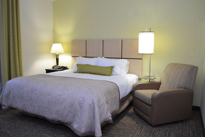 Room 35 of 42