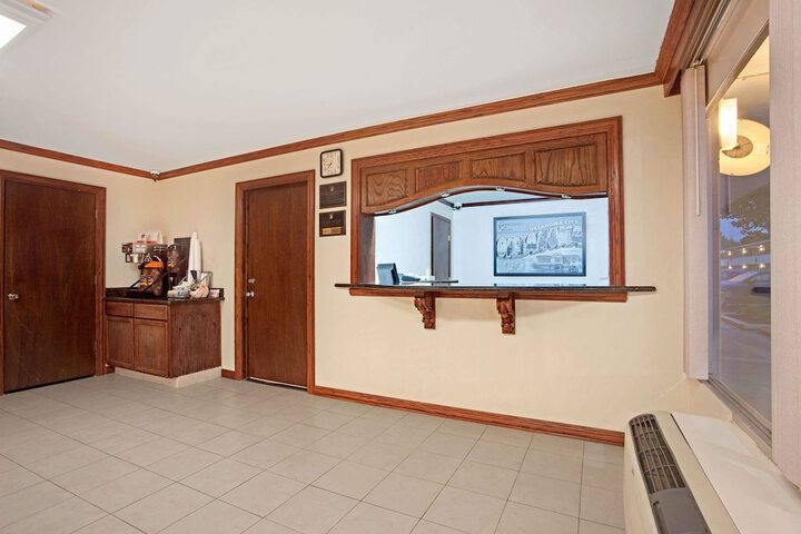 Hotel Interior 5 of 15