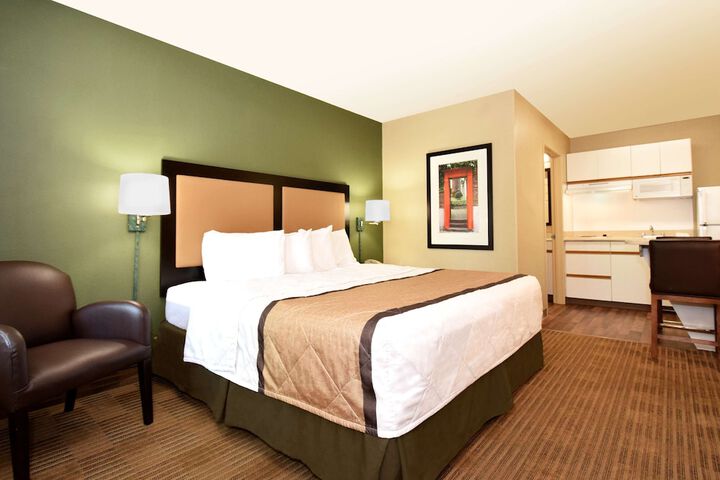 Room 20 of 38
