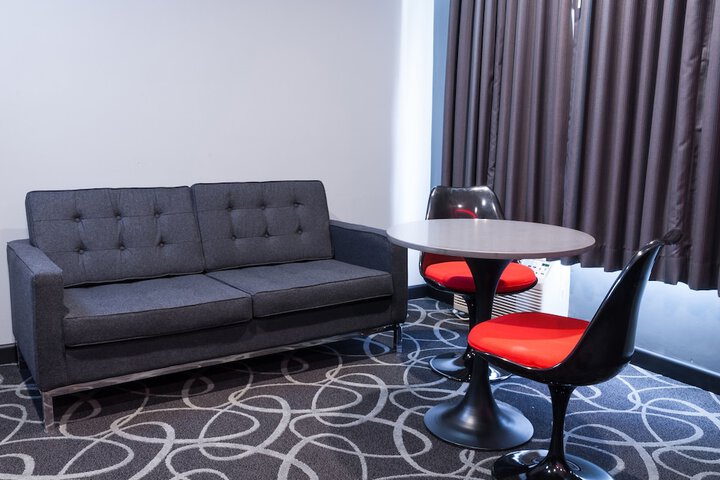 Room 11 of 20
