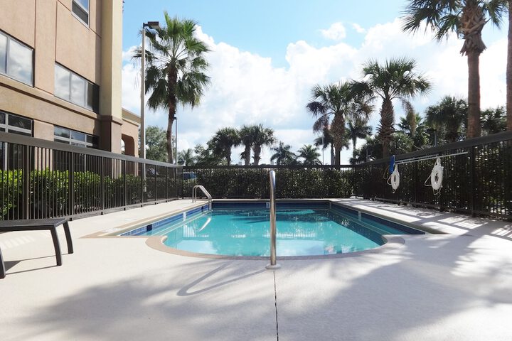 Pool 2 of 30
