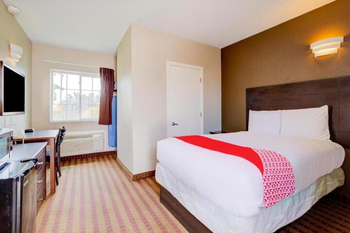 Hotel O Dilley Main St. TX