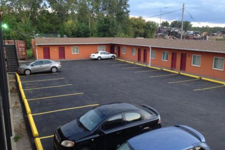 Mona Lisa Motel