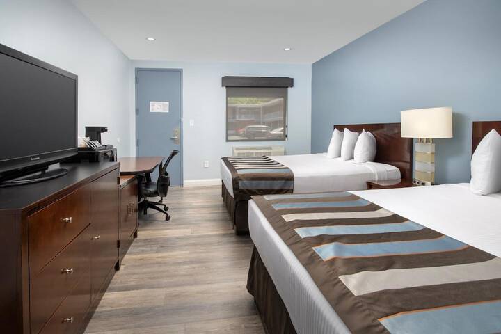 Room 15 of 16