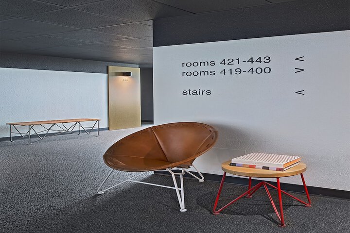 Ballroom/Hall 92 of 112