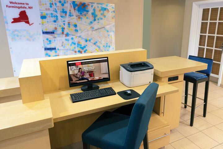TownePlace Suites by Marriott Republic Airport Long Island