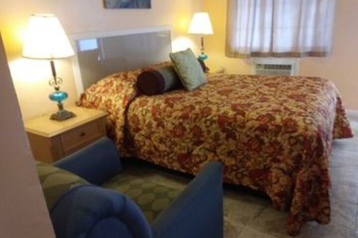 Siesta Motel