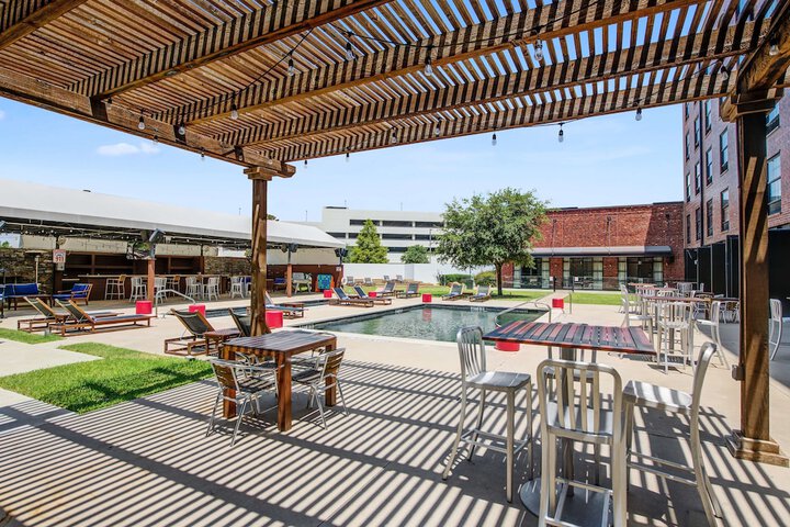 Terrace/Patio 85 of 103