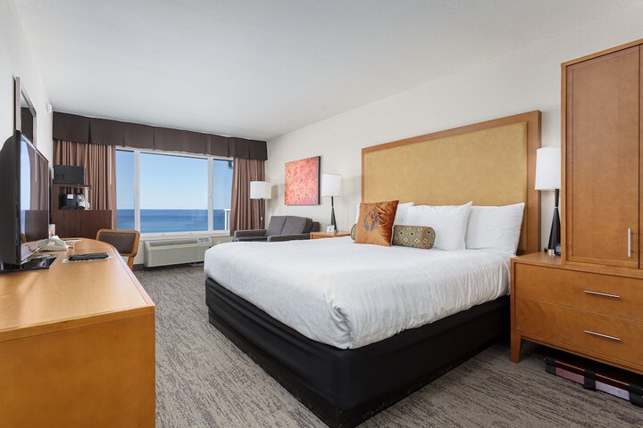 The Coho Oceanfront Lodge