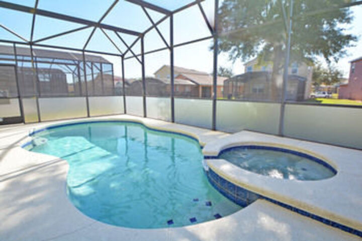 Rent a Villa Eagle Management Davenport