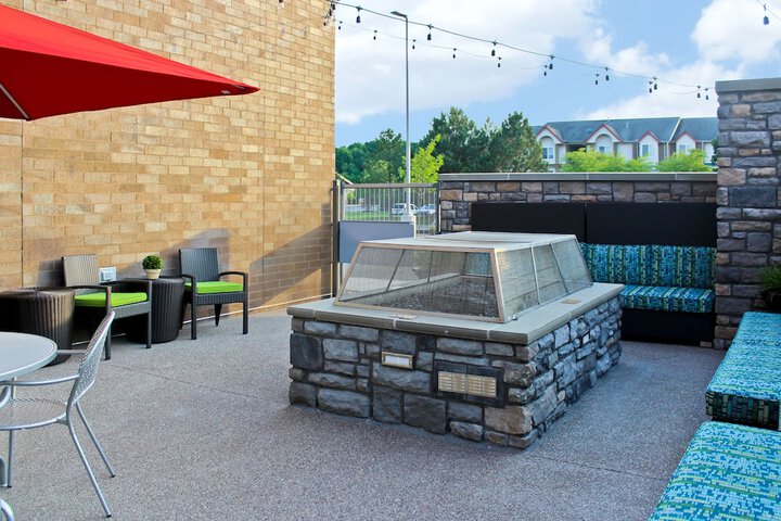 Terrace/Patio 34 of 38