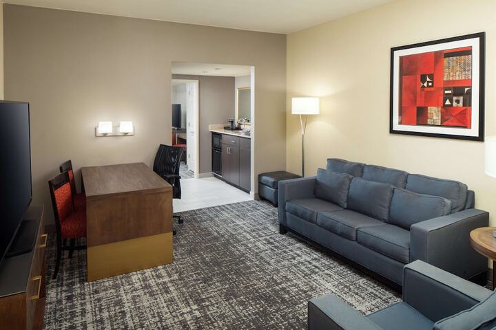 Room 17 of 32