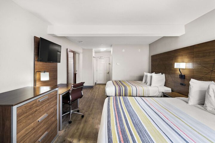 Room 36 of 46