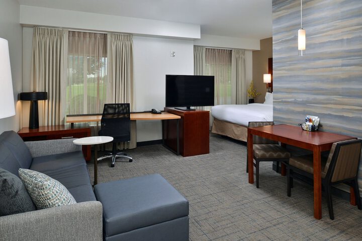 Room 48 of 71