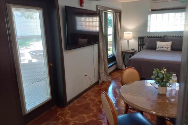 Elk River Hotel