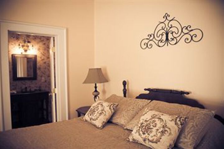 The Glendalia Boutique Hotel & Culinary Studio