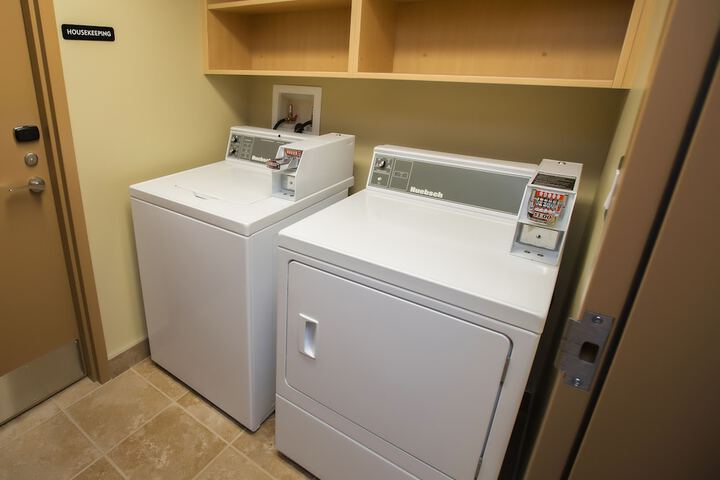 Room 10 of 29