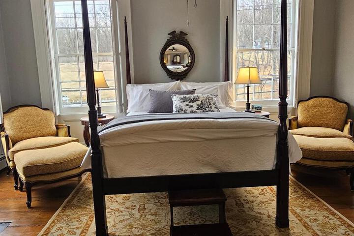 Peach Grove House