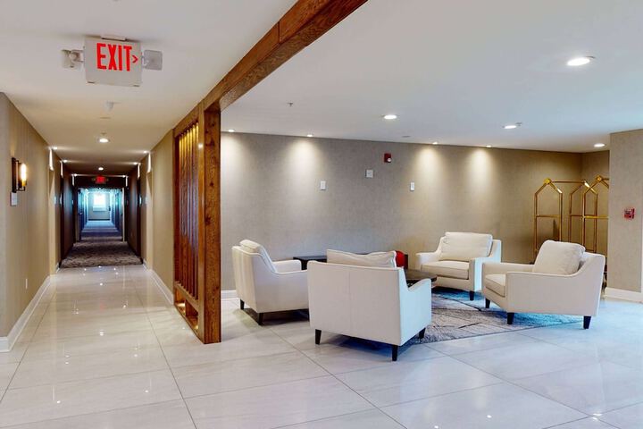 Hotel Interior 10 of 37