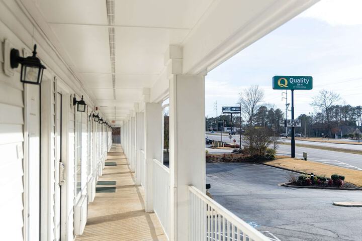 Hotel 3 of 42