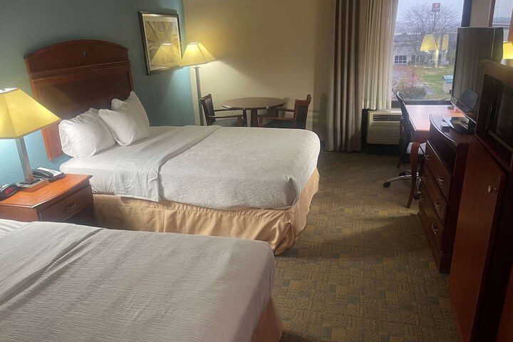 Room 18 of 31