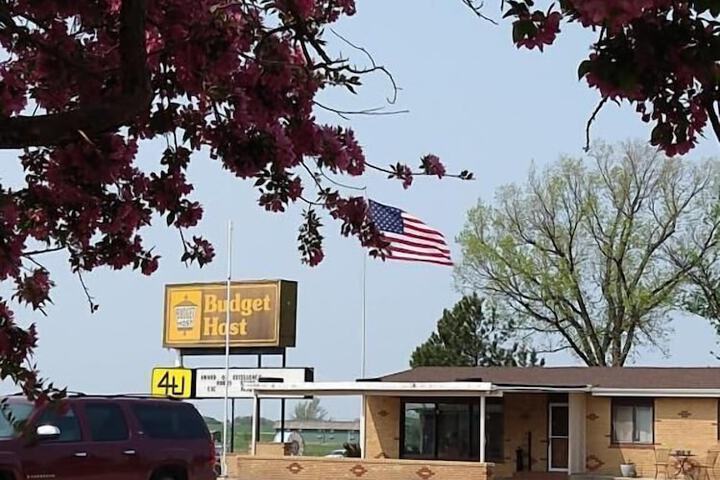 Budget Host 4 U Motel